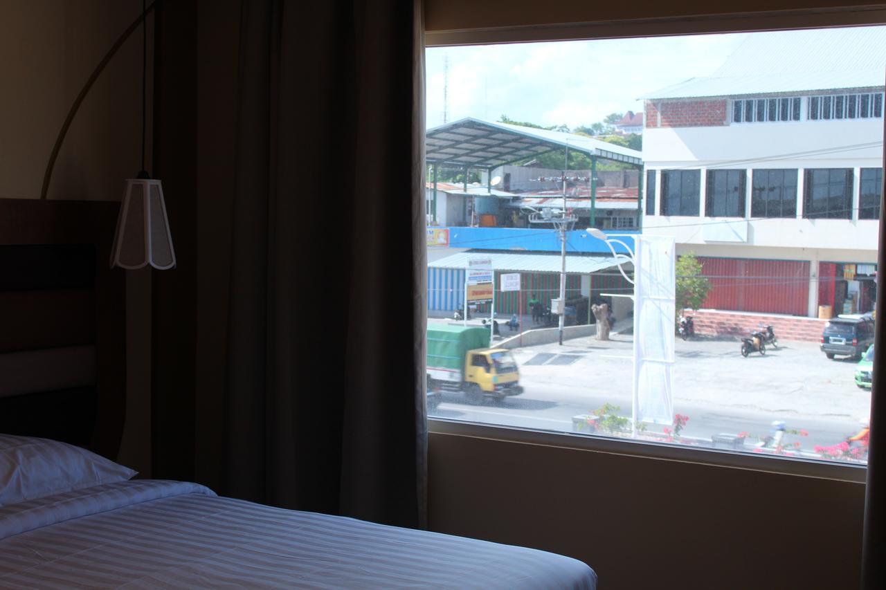 M Hotel Kupang Kupang  Luaran gambar