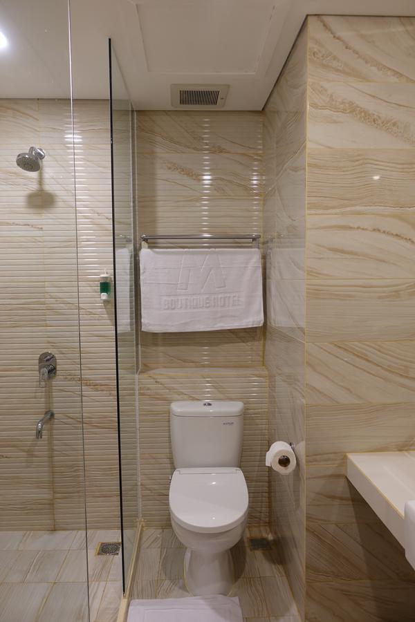 M Hotel Kupang Kupang  Luaran gambar